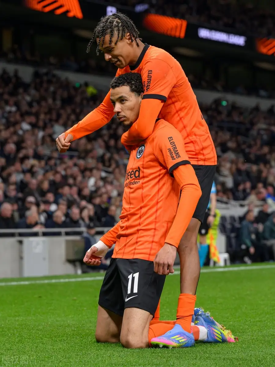 包含国际比赛日突围战来临，里昂围绕欧联造点机会，更衣室稳定，心理建设被强调的词条华体会体育